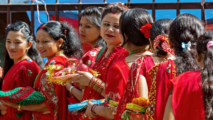 हरितालिका तीज पर्व मनाइँदै, कोरोनाका कारण मन्दिरहरु सुनसान