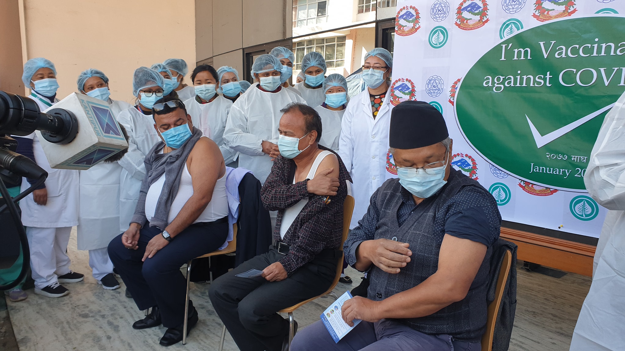 धुलिखेल अस्पतालमा २९३ जनाले लगाए कोरोना बिरुद्धको खोप