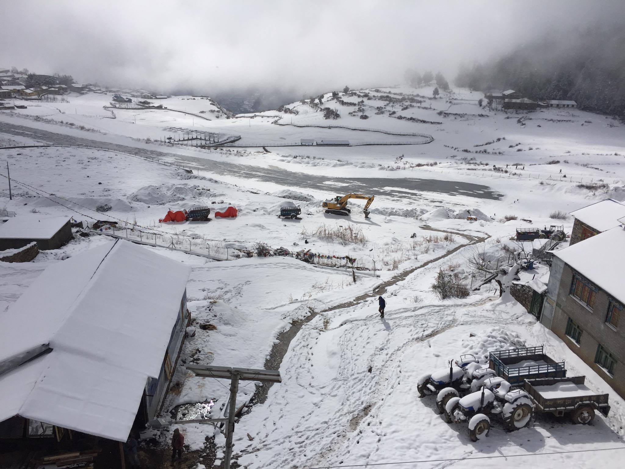 हुम्लामा हिमपात हुँदा यात्रु अलपत्र, हवाई उडान अबरुद्ध