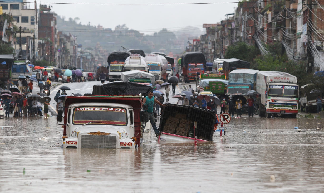 काठमाडौं उपत्यका र आसपासका जिल्लामा आज राति पनि ठूलो पानी पर्ने सम्भावना