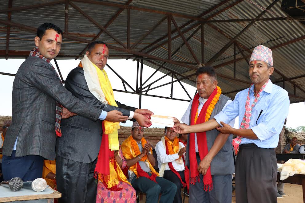 नमोबुद्ध-१० का वडाअध्यक्ष उपाध्यायद्वारा छात्रवृत्तिका लागि अक्षयकोष स्थापना