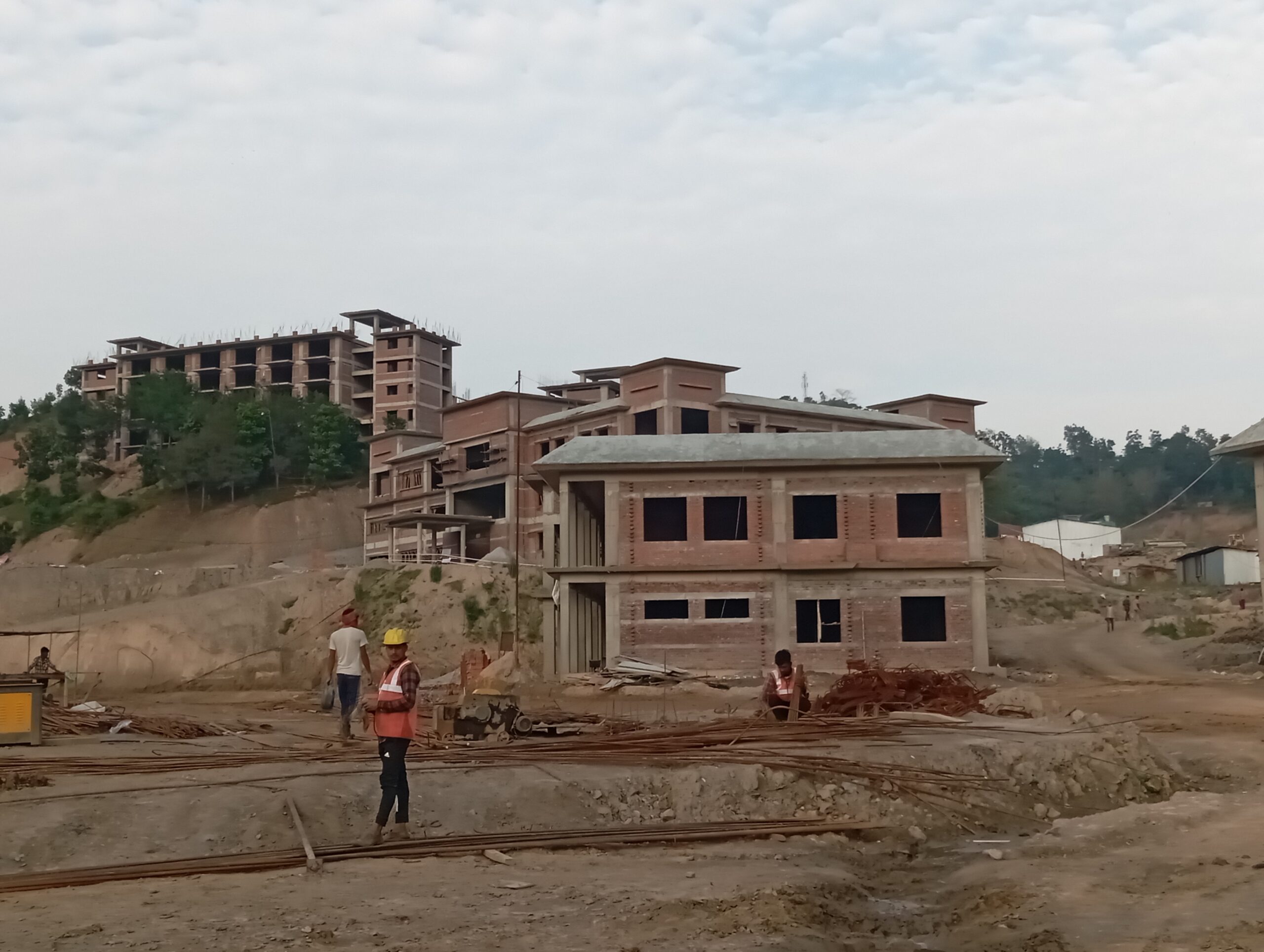 निर्माण सम्पन्न गर्न एक बर्ष बाँकी रहँदा राष्ट्रिय प्रहरी प्रशिक्षण प्रतिष्ठानको भौतिक प्रगति २६ प्रतिशत मात्रै