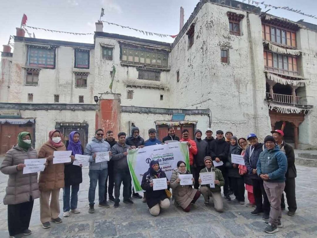 प्रेस युनियनको ‘लोमानथाङ अन्तर्राष्ट्रिय मिडिया समिट’ सकियो