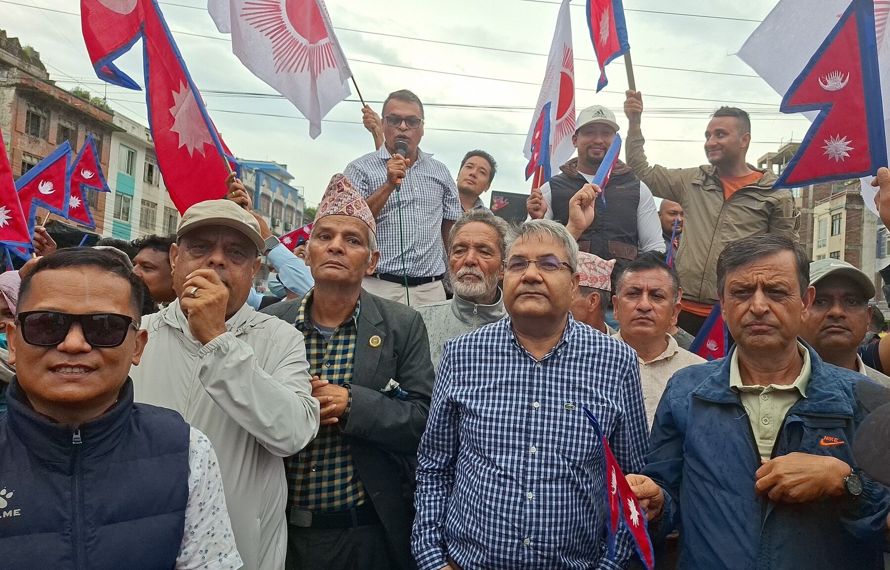 संविधान दिवसमा काभ्रेपलाञ्चोकका राजनीतिक दल र स्थानीय तहले गरे कार्यक्रम