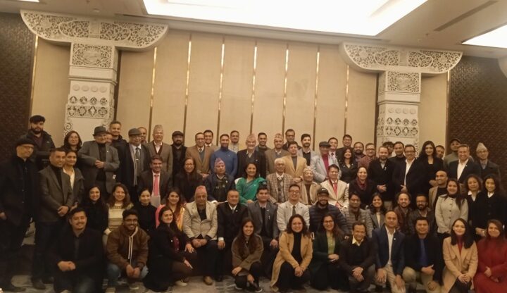 स्वास्थ्य सेवामा कृत्रिम बुद्धिमत्ता (एआई) का बारेमा उपेन्द्र देवकोटा मेमोरियल अस्पतालले गर्यो संगोष्ठी